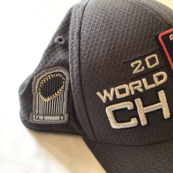 Boston Red Sox 2018 World Series Champs Baseball Cap - Brand New - Picture 2 of 4